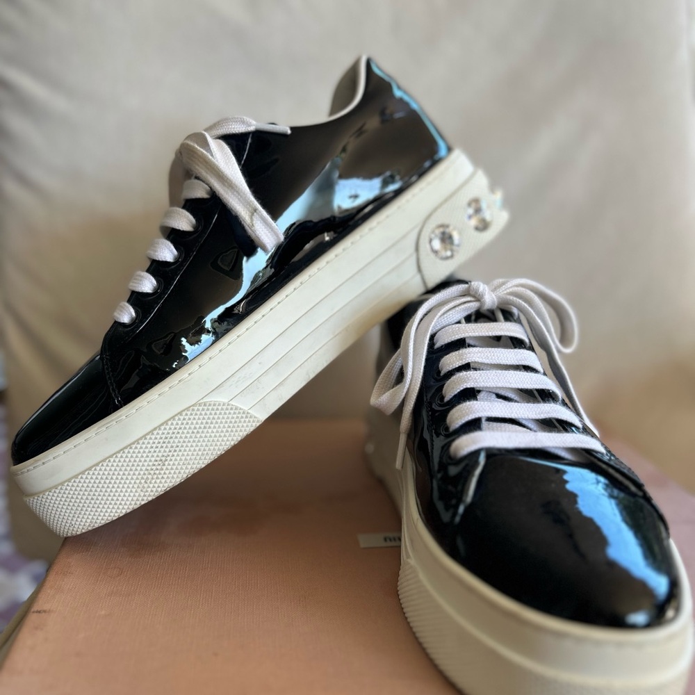 MIU MIU BY PRADA BLACK PATENT LEATHER SNEAKERS/SIZE 40IT-9/9.5US/ITALY!🇮🇹